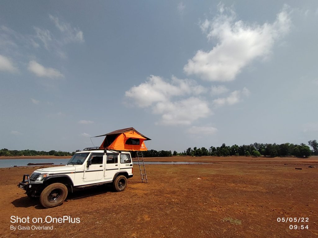 car roof top tent in Summer